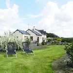 La Grenouillere بيت للعطل Esqueheries